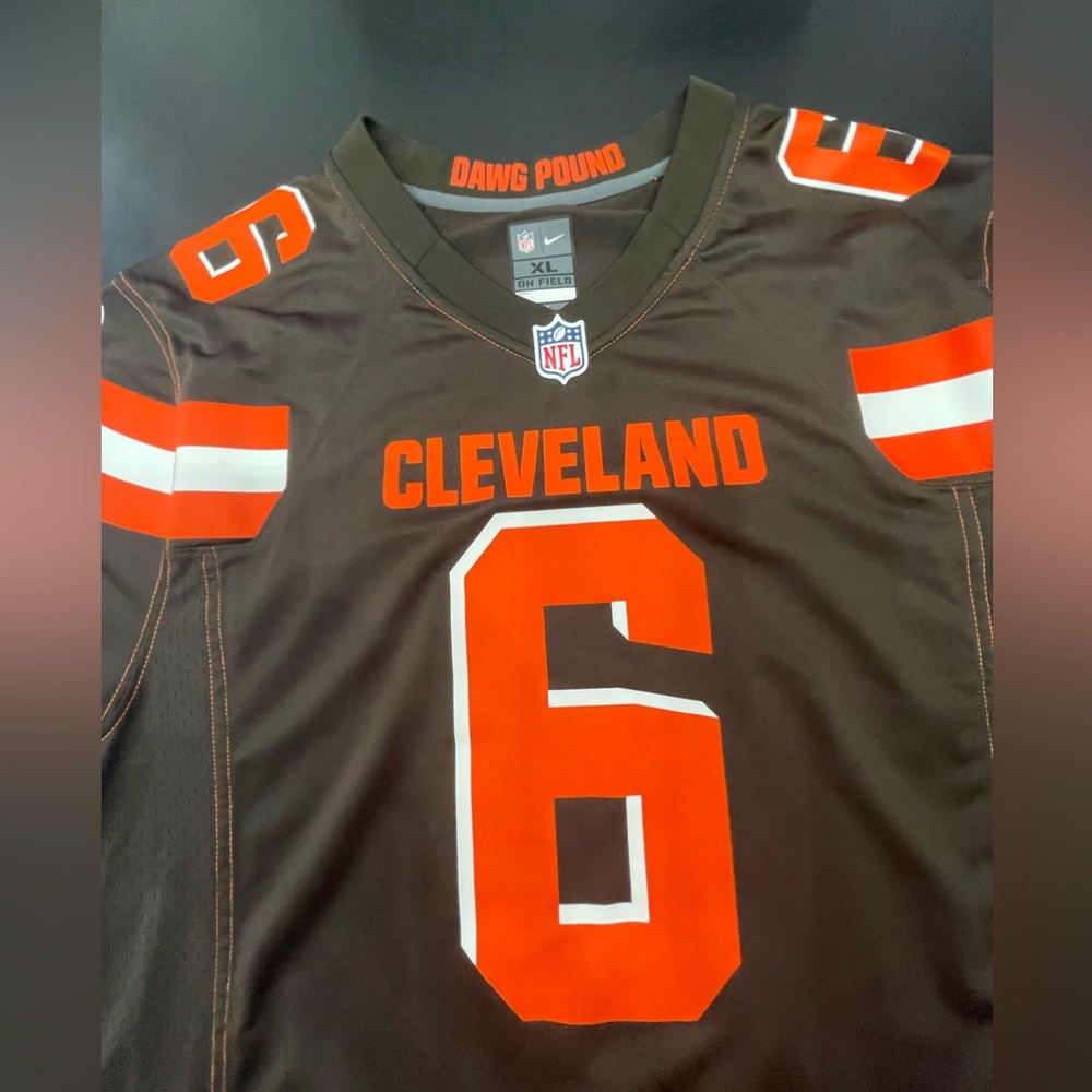 Cleveland Browns NFL Baker Mayfield #6 jersey size XL